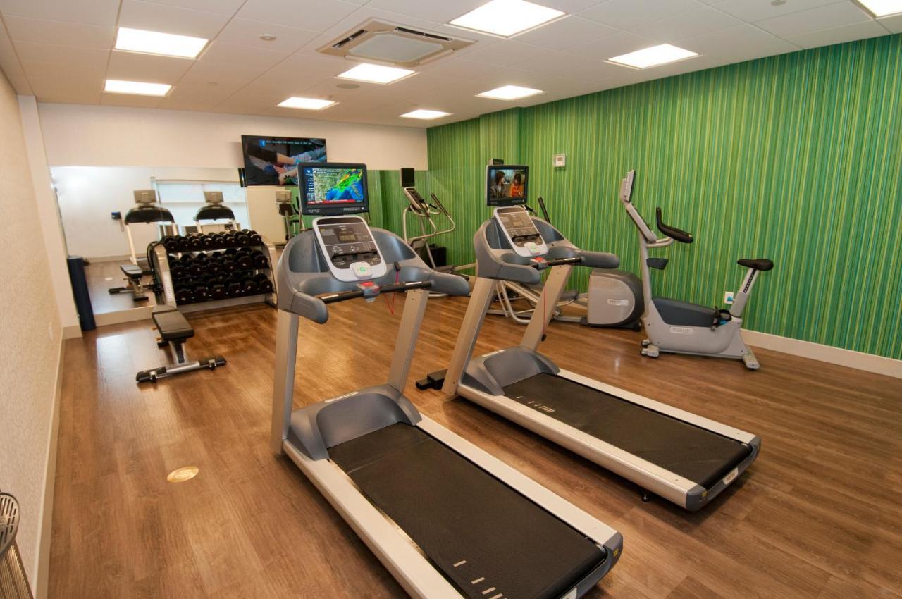 Holiday Inn Express & Suites Johnstown By Ihg Eksteriør bilde