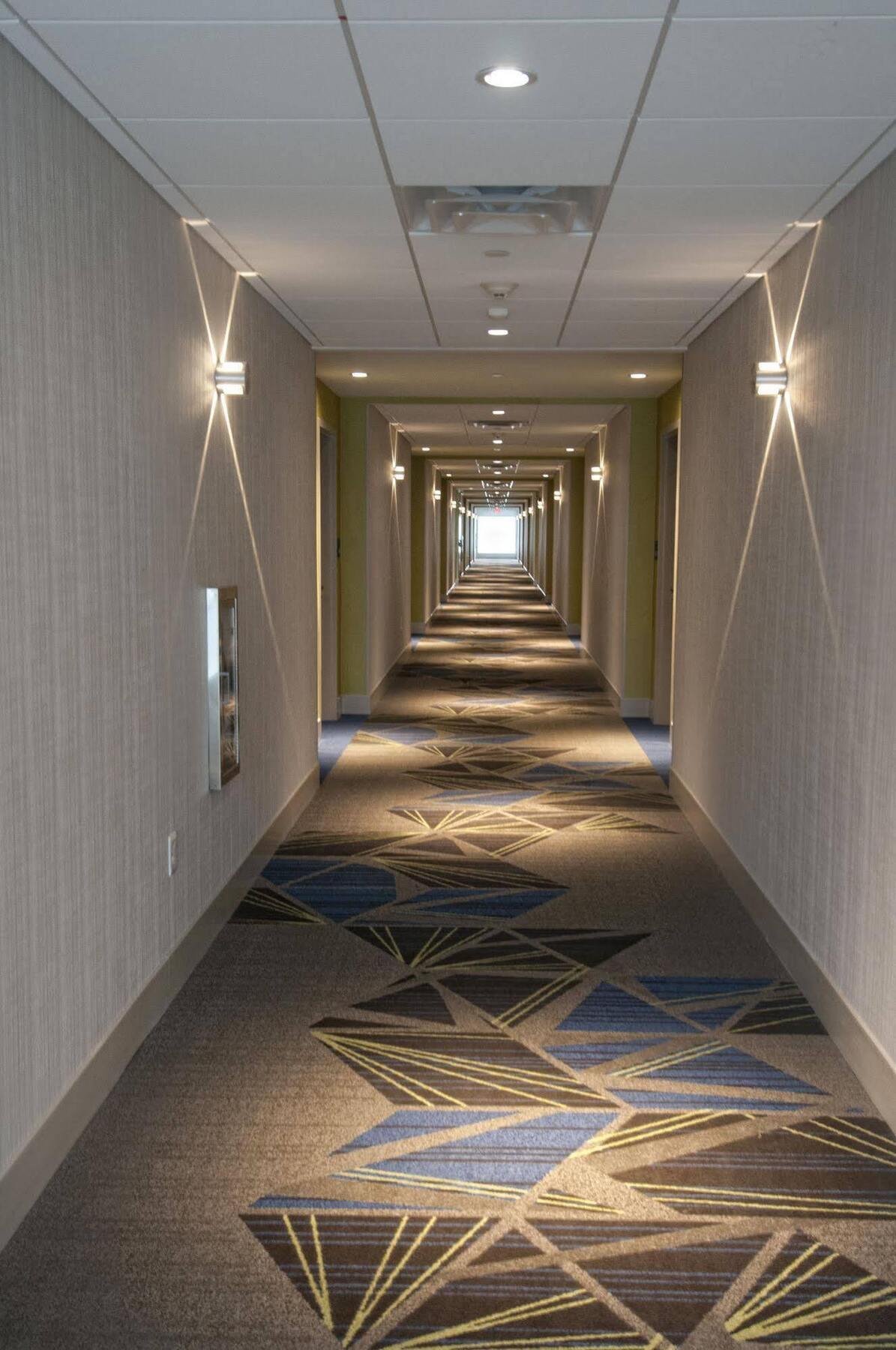 Holiday Inn Express & Suites Johnstown By Ihg Eksteriør bilde