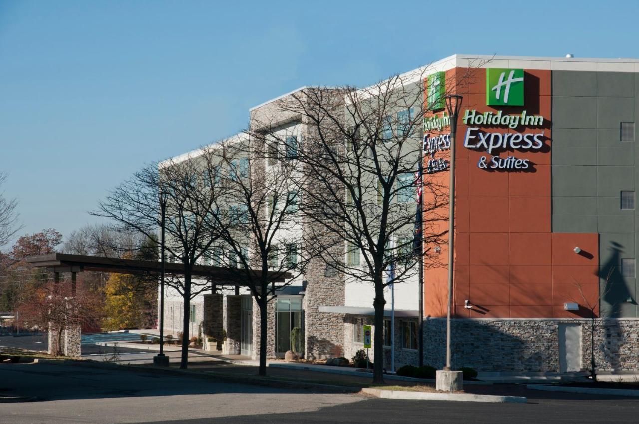 Holiday Inn Express & Suites Johnstown By Ihg Eksteriør bilde